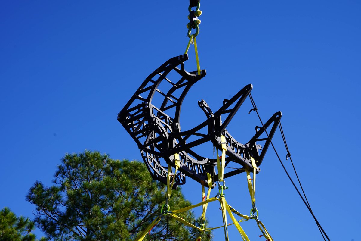 Last week, the Triton team completed a DNV-witnessed lift test on a brand new sub frame for a Triton 3300/3 MKII.  

#triton #submersibles #tritonsubs #engineering #testing #Manufacturing #submarine