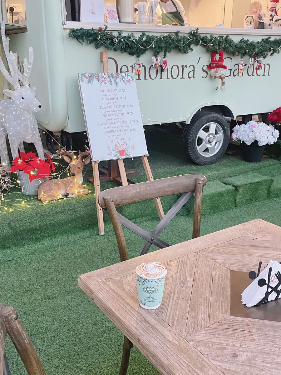 Maysvt1's tweet photo. Hot Chocolate 🦌.. https://t.co/baoPzpDkxH