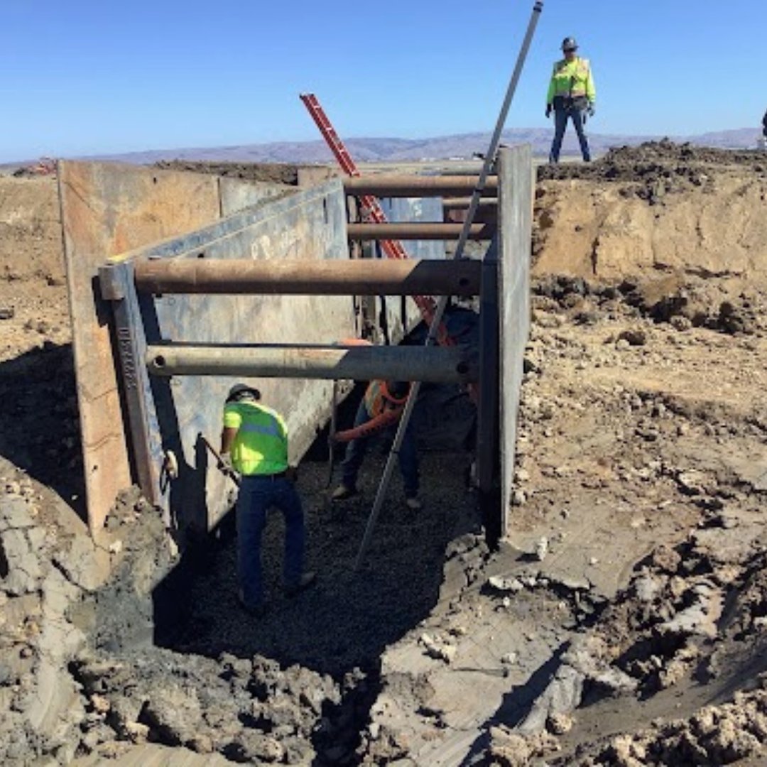 A solid project can be found when you have our crew around 😎

#familyownedbusiness #constructionsite #constructioncompany #teamworkmakesthedreamwork #pipeliner