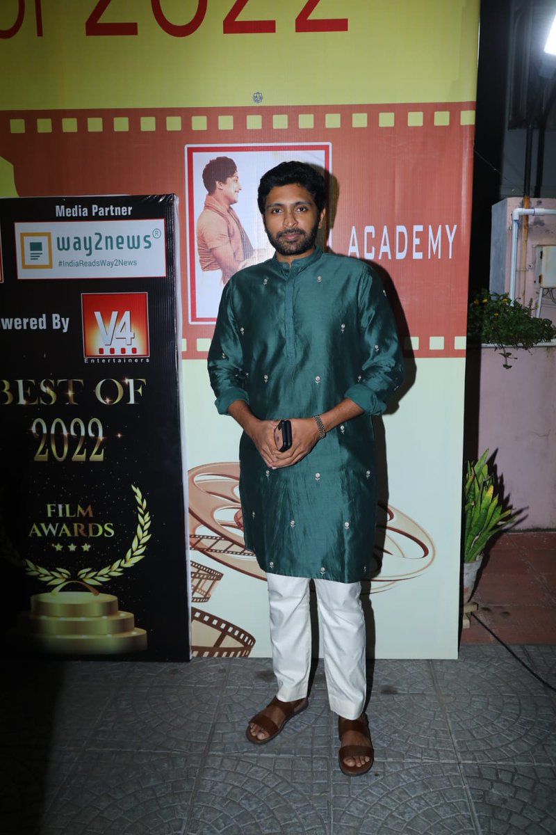 idiamondbabu's tweet photo. M.G.R. SIVAJI ACADAMY AWARDS PRESENTED BY V4 ENTERTAINMENT @idiamondbabu @RIAZtheboss @V4Singaravelu @kala_master @iamVikramPrabhu
@realRoboshankar @ungalKBhagyaraj @way2_news
#toptrending #filmawards #viral2023 #best2022 #awards2022 #Studio https://t.co/4fhnbUGrnq