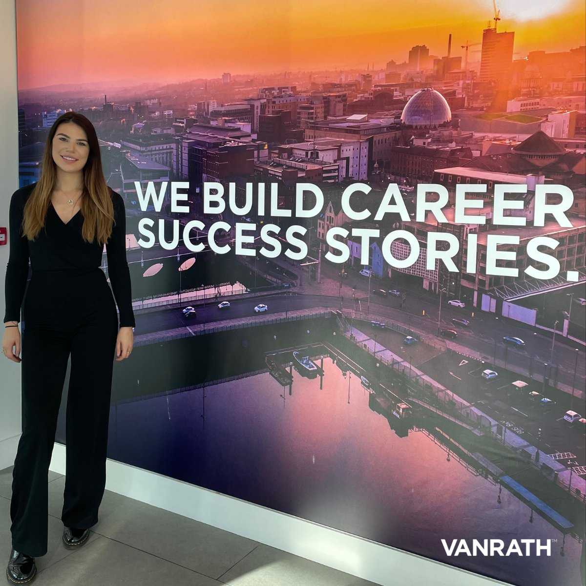 Welcome to the team Ellie-Mae Middleton 🎉😀 Ellie joins the VANRATH team as our newest Senior IT Recruitment Consultant. We are delighted to welcome you on board and look forward to working with you! #VANRATH #TeamVANRATH #Recruitment #IT #WeBuildCareerSuccessStories