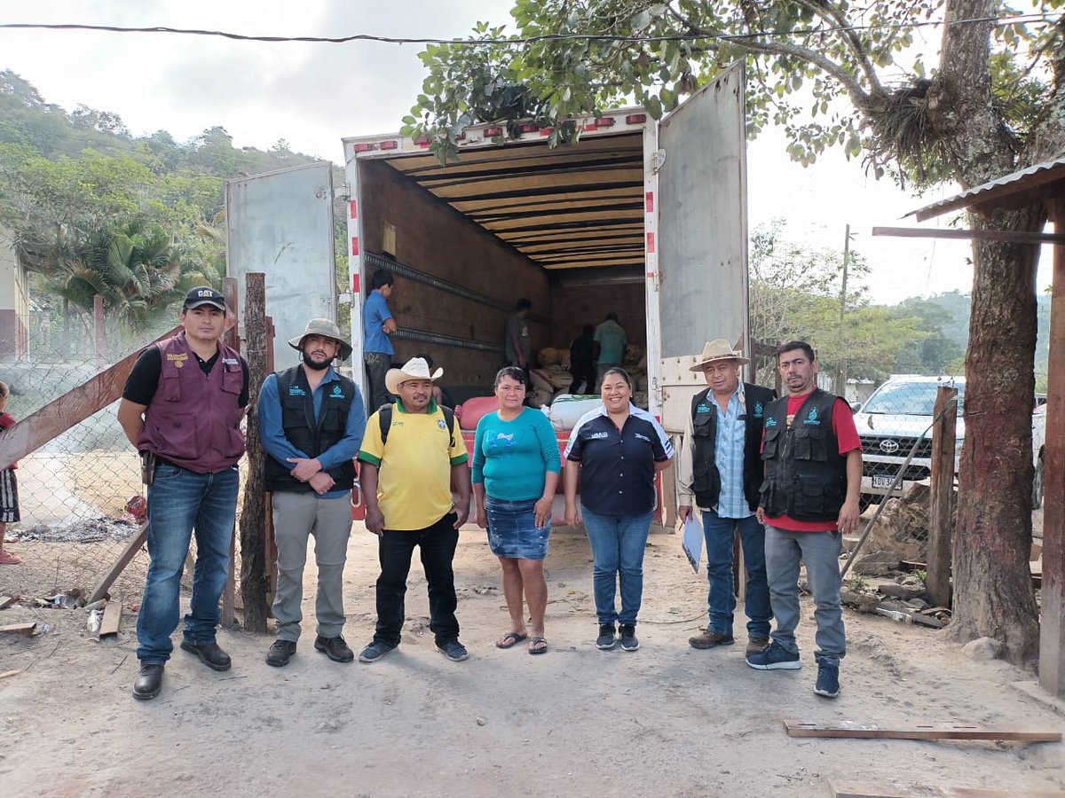 📸 Con base en la colaboración entre <a href="/AMEXCID/">AMEXCID</a> y <a href="/USAIDHonduras/">USAID Honduras</a> se instrumentan iniciativas en beneficio de las y los productores del proyecto #SembrandoVida, en #Honduras, a través de la vinculación con el mercado.
<a href="/LauraElenaCC/">Laura Elena Carrillo Cubillas</a> <a href="/EguisMonica/">Mónica Pérez Egüis</a> <a href="/SvJcfHonduras/">SvJcfHonduras 🇭🇳</a> <a href="/EmbaMexHonduras/">Embamex Honduras</a>
