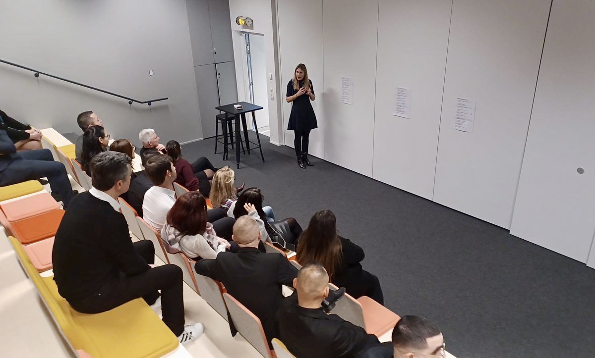 Isaure de Bastard tweet media