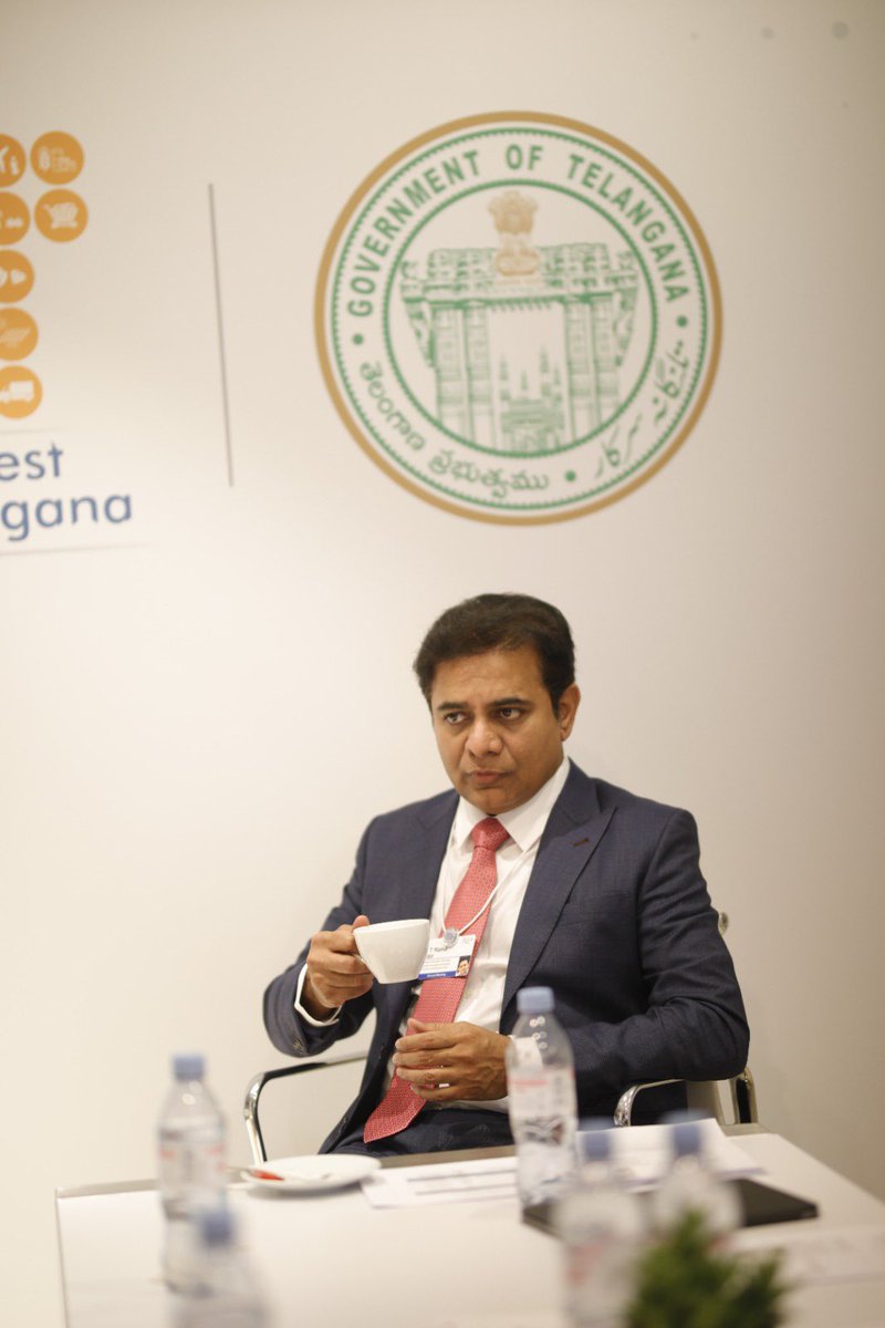 BTR_KTR's tweet photo. Boss🥰
#wef23 https://t.co/79qnIRLScW