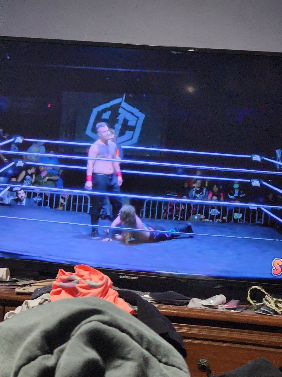 fuzzybuttickler's tweet photo. Ngl I miss these two (@2flyty_official @PRIMETIMEMESD1) in ring together always a banger. https://t.co/HtuxKc2bDB