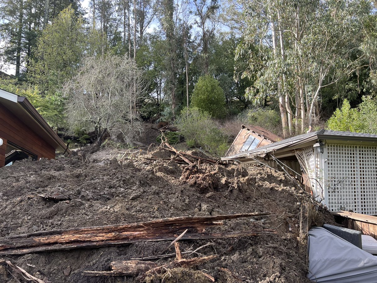AlicesTake's tweet photo. One #Berkeley home gets #redtagged When the #hillside #slide comes through the kitchen. My story of the #mudslide with the #homeowner and @Station247 on @KCBSRadio https://t.co/VIO0OHb1da
