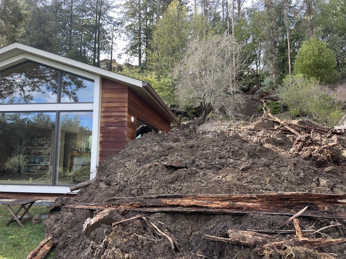 AlicesTake's tweet photo. One #Berkeley home gets #redtagged When the #hillside #slide comes through the kitchen. My story of the #mudslide with the #homeowner and @Station247 on @KCBSRadio https://t.co/VIO0OHb1da