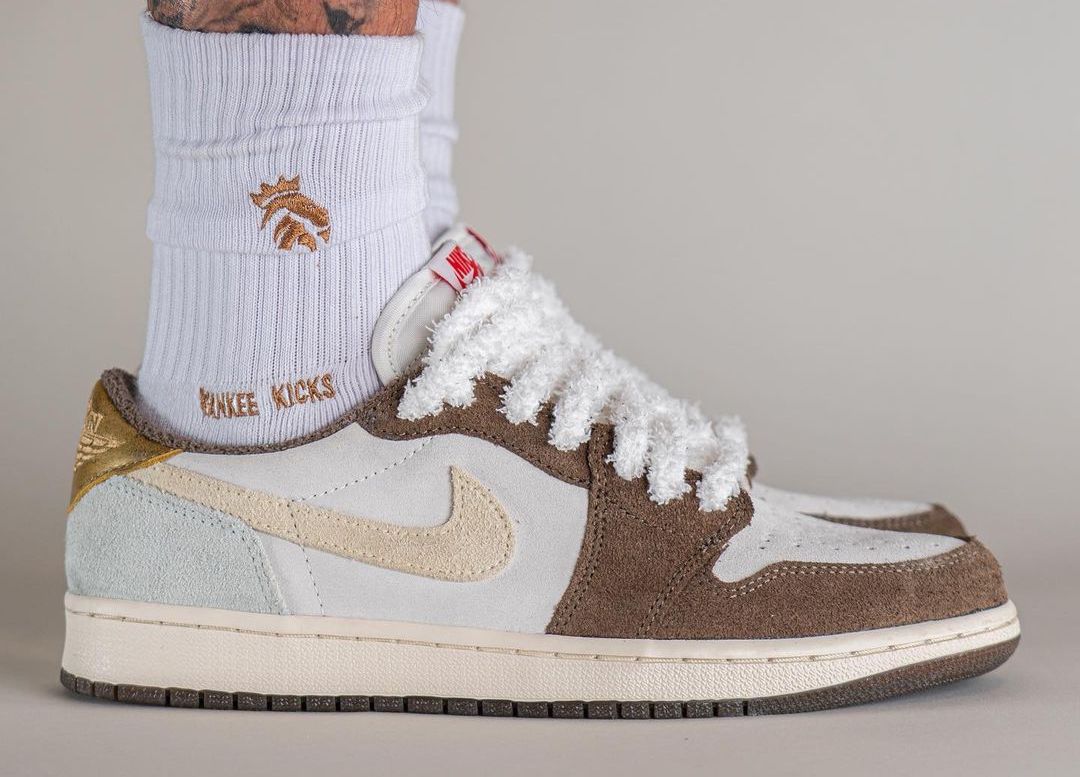 JustFreshKicks's tweet photo. Air Jordan 1 Low OG “Year of the Rabbit” On Foot 🐇 https://t.co/XTyvXp40bW https://t.co/29DdoxDlgK