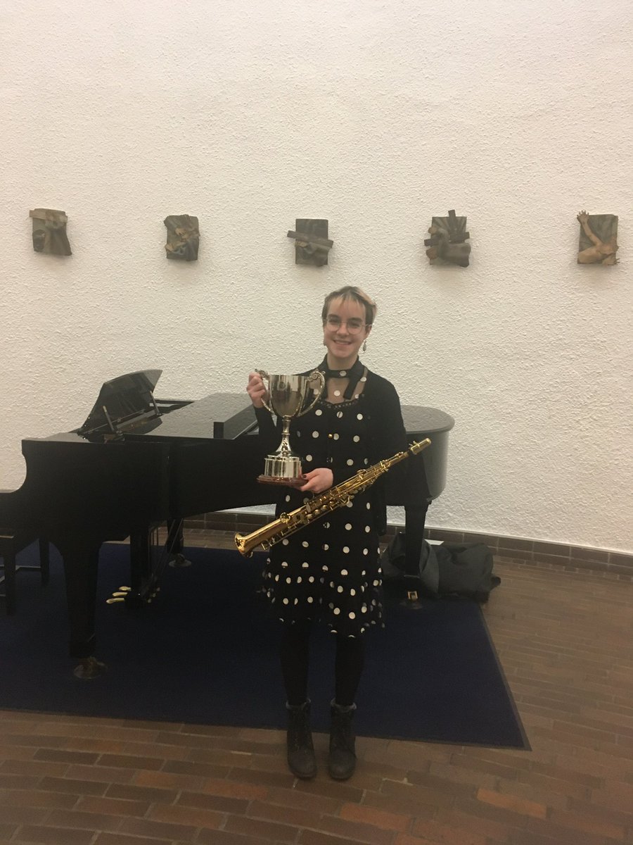 DCCmusicservice's tweet photo. Congratulations to Zuzzana from @harrisacdundee who won the Rotary Young Musician of the Year competition tonight. @PFlemingHT @srhunter76 @CllrRoisinSmith @DundeeCouncil @HarrisAcMusDram @RotaryDundee #DundeeLearning. https://t.co/dSANMySplx
