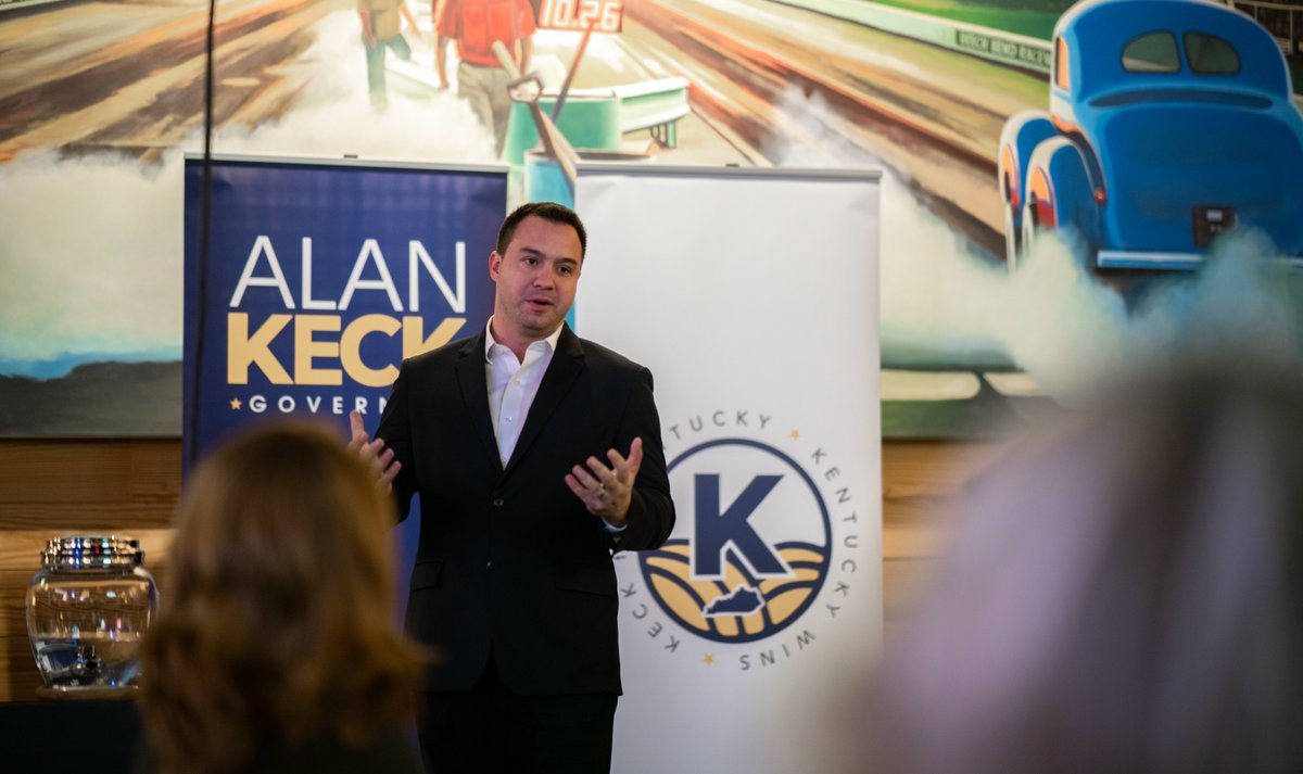 KeckForKY's tweet photo. Incredible visit in the Bowling Green area over the weekend with meet &amp; greets in Simpson &amp; Butler counties, a tour of @TraughberMech, speaking at the KY Motorcycle Assn conference, and our first town hall in Warren Co. Grateful to all who came out! #keckforkentucky #kentuckywins https://t.co/6InDfoAjiN