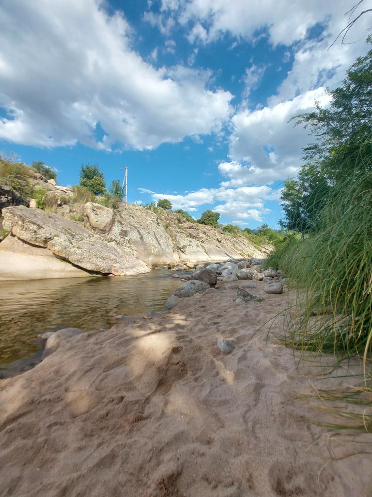 📍Balneario Los Remansos en Nono, en el Valle de Traslasierra a 160kms de la ciudad de Córdoba.

.

🤍 KÉ PAÍS 💙