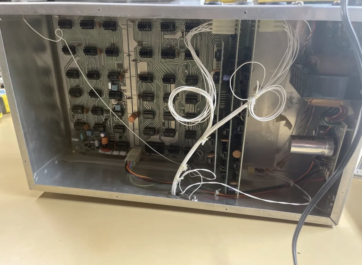 Anyone know what this is?  #retro #RetroComputing