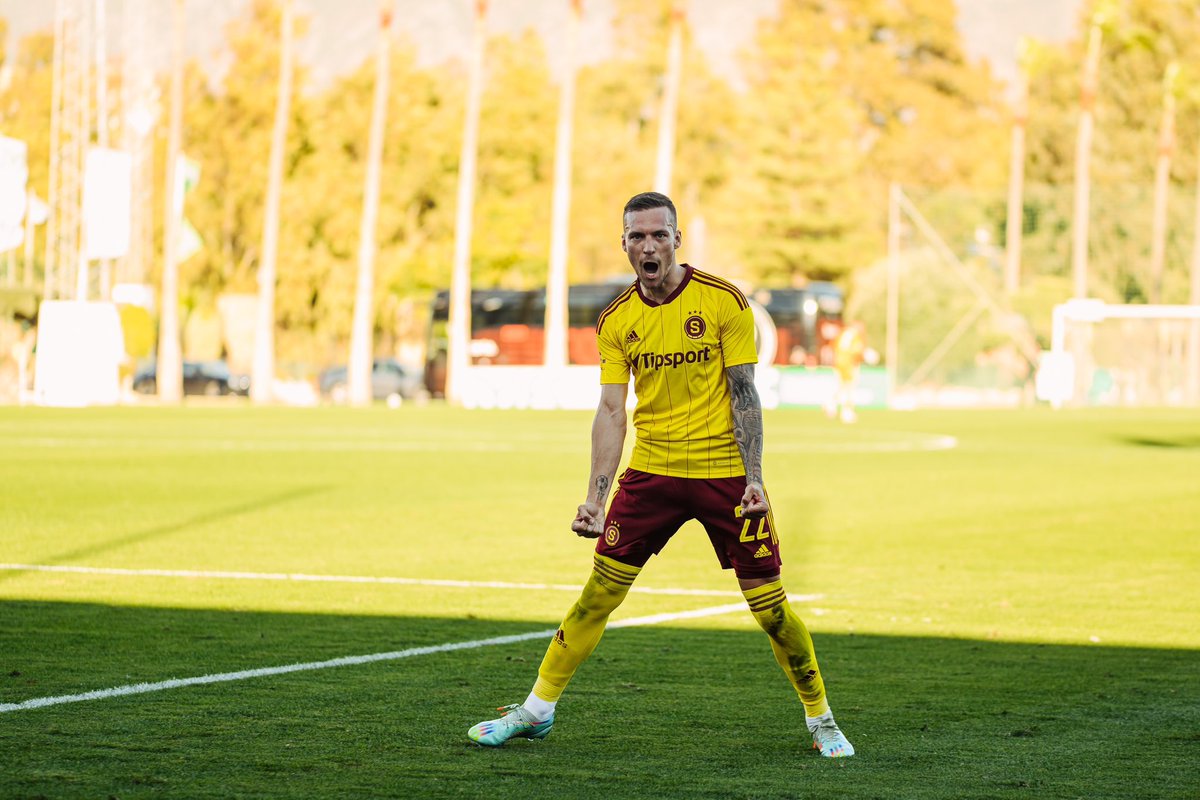 AC Sparta Praha tweet media