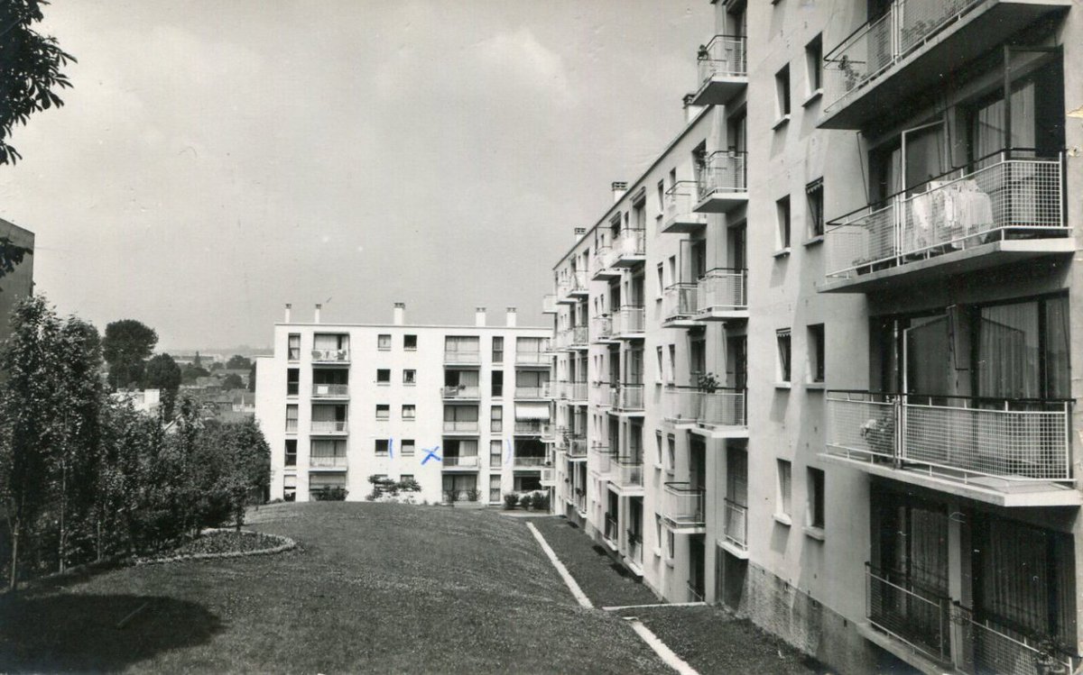 Mémoire2Ville on Twitter "94 L'HAY LES ROSES Les nouvelles Résidences H.L.M. de la Roseraie 1962"