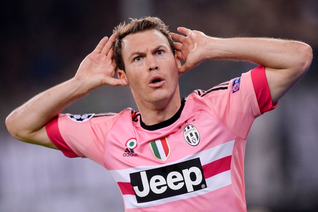 LGramellini's tweet image. Arrivo tardi ma è sempre il 16 gennaio quindi sono sempre validi gli auguri per il ns. ex pendolino svizzero. Auguri Stephan 🎂🍾🥂🎊🎉
#Lichtsteiner