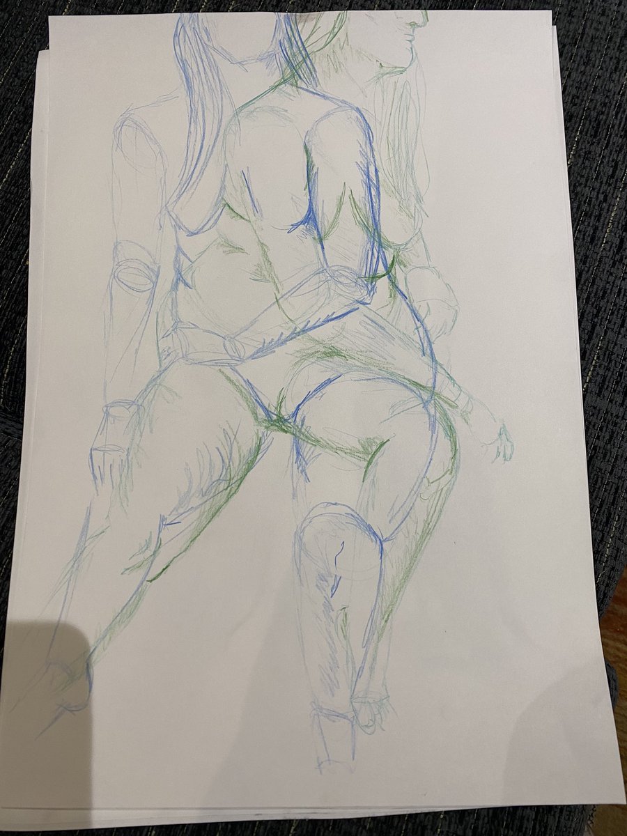 kate_navi's tweet photo. Been quiet here for a while. Life Drawing again. Loving it! https://t.co/5mSYNSYFNO