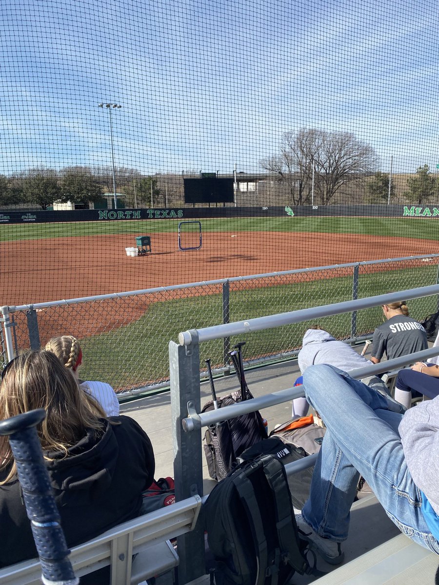 AlexisSmallN08's tweet photo. Had a great time at North Texas Camp this weekend @MeanGreenSB @TexasTeamsmith @ISR_App @QrRecruiter #softballcamp #Softball https://t.co/PfPsO0CFlG