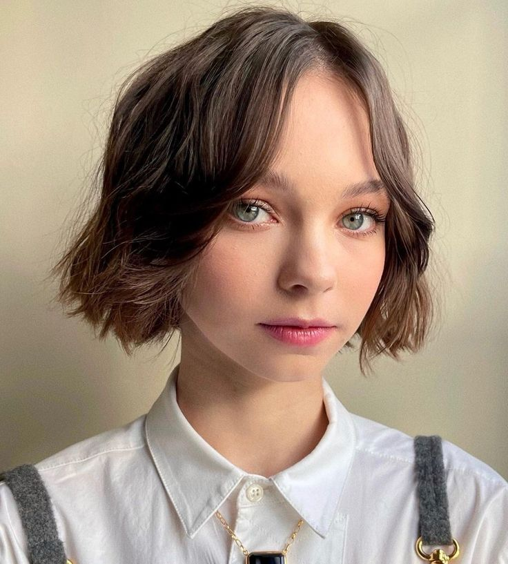 crazyyyari's tweet photo. retweet if you're in love with emma myers just as much as i am rn😭❤️ https://t.co/IfUbLDSkUw