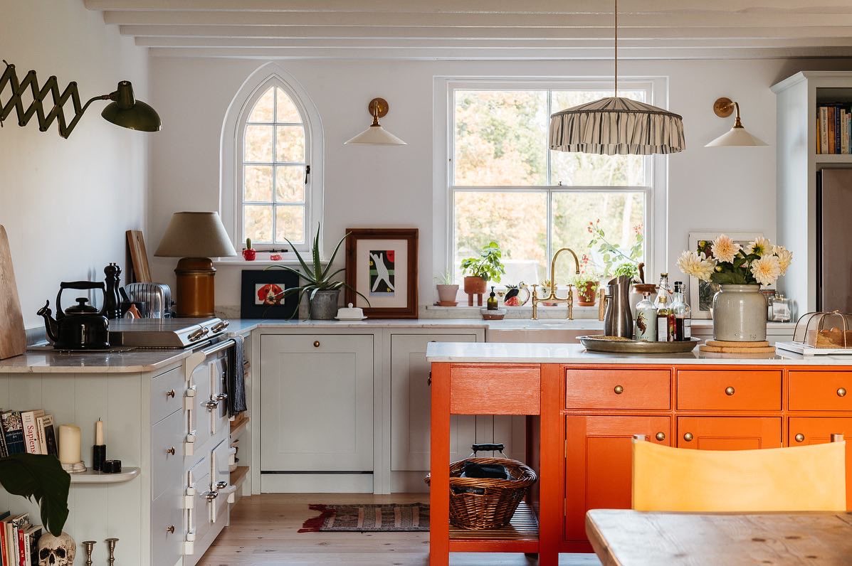 LPOL (Lost Property of London) tweet media