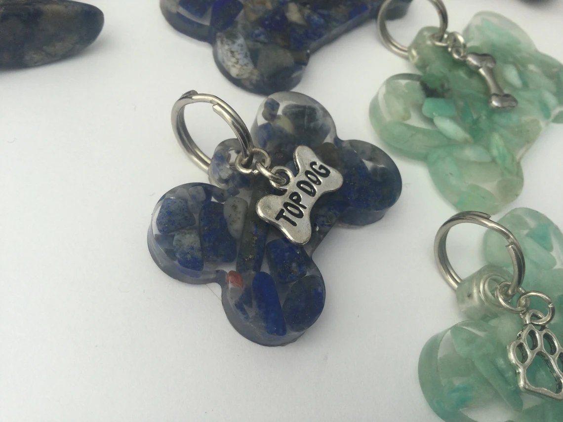 StHelensCrystal's tweet photo. Crystal Gemstone Healing Dog Tag, crystal healing for your best friend, crystal chip dog tag @StHelensCrystal https://t.co/ZI09UJAmYX via Etsy and Facebook with your choice of crystal chip #Sthelens #DogsOnTwitter #DogTags #crystals #crystalhealing #zen https://t.co/1ISGzmDJUo