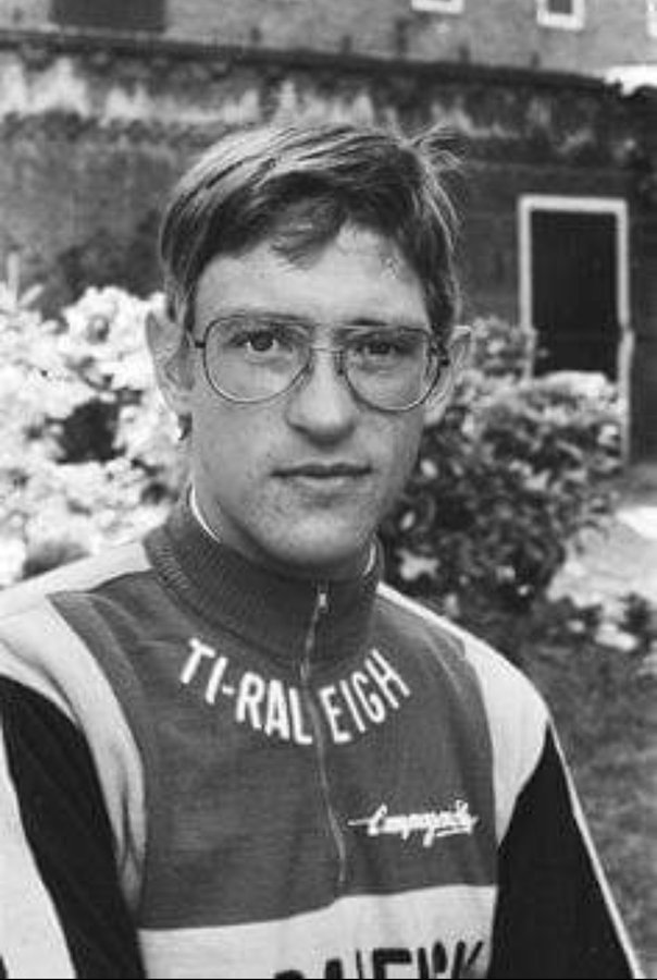 Wie herkent deze man nog?