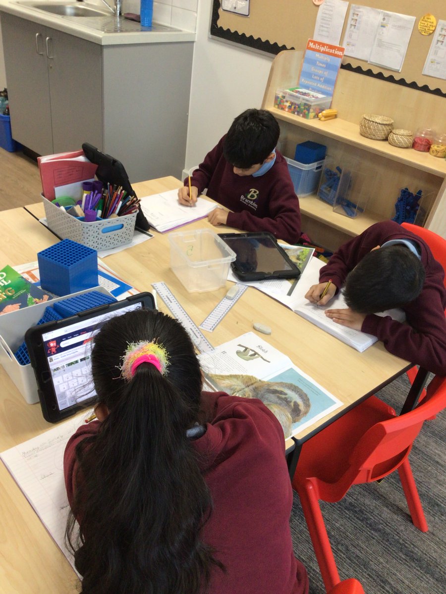 AspenBrambles's tweet photo. In 3 Aspen we have been researching animals for our independent write! We are going to use this information for our non chronological reports that we are looking forward to writing and publishing.#heartburst @janeconsidine @TrainingSpace https://t.co/BDOPp1D9lS