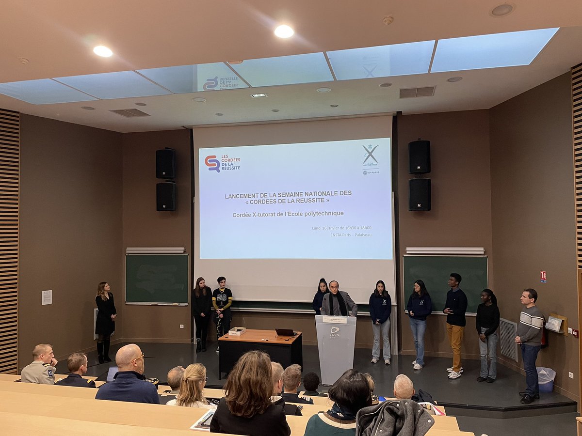 Lancement de la semaine nationale des cordées de la réussite @ENSTAParis. Merci aux étudiants de l’École polytechnique et de l’ENSTA Paris de leur engagement auprès des lycéens et collégiens d’IDF afin de les accompagner vers les filières scientifiques. @Polytechnique @IP_Paris_