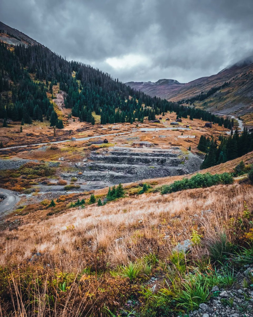 As much as I love the beauty of the San Juan Mountains in southwest Colorado, I'm almost equally intrigued by the rich mining history of the area.
#adventureisnecessary #voyaged #sanjuanmountains #instatravel #jlwrangler #jeepsofinstagram #jlusquad #wanderfolk #animasforks