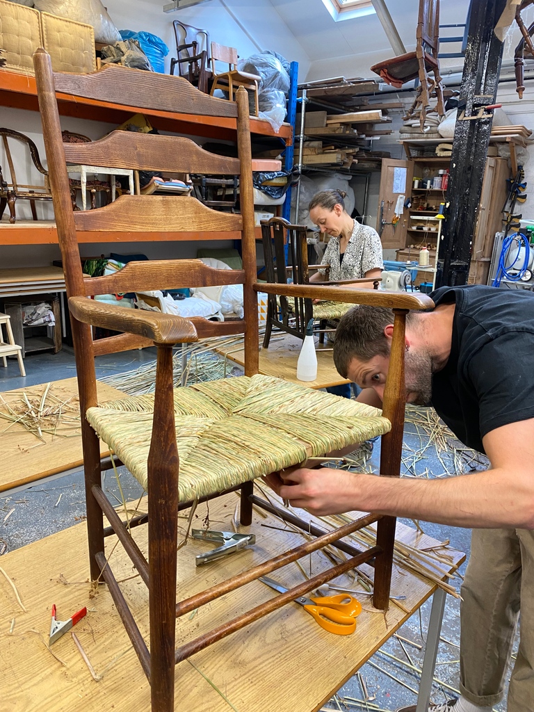 schoolofstuff's tweet image. Bravo Joe 👏⁠
⁠
Learn how to weave a rush seat for a chair on our Seat Rushing Weekend. It’s a pleasant and satisfying technique to learn!⁠
⁠
18th - 19th March 2023. 

theschoolofstuff.co.uk/courses/seat-r…