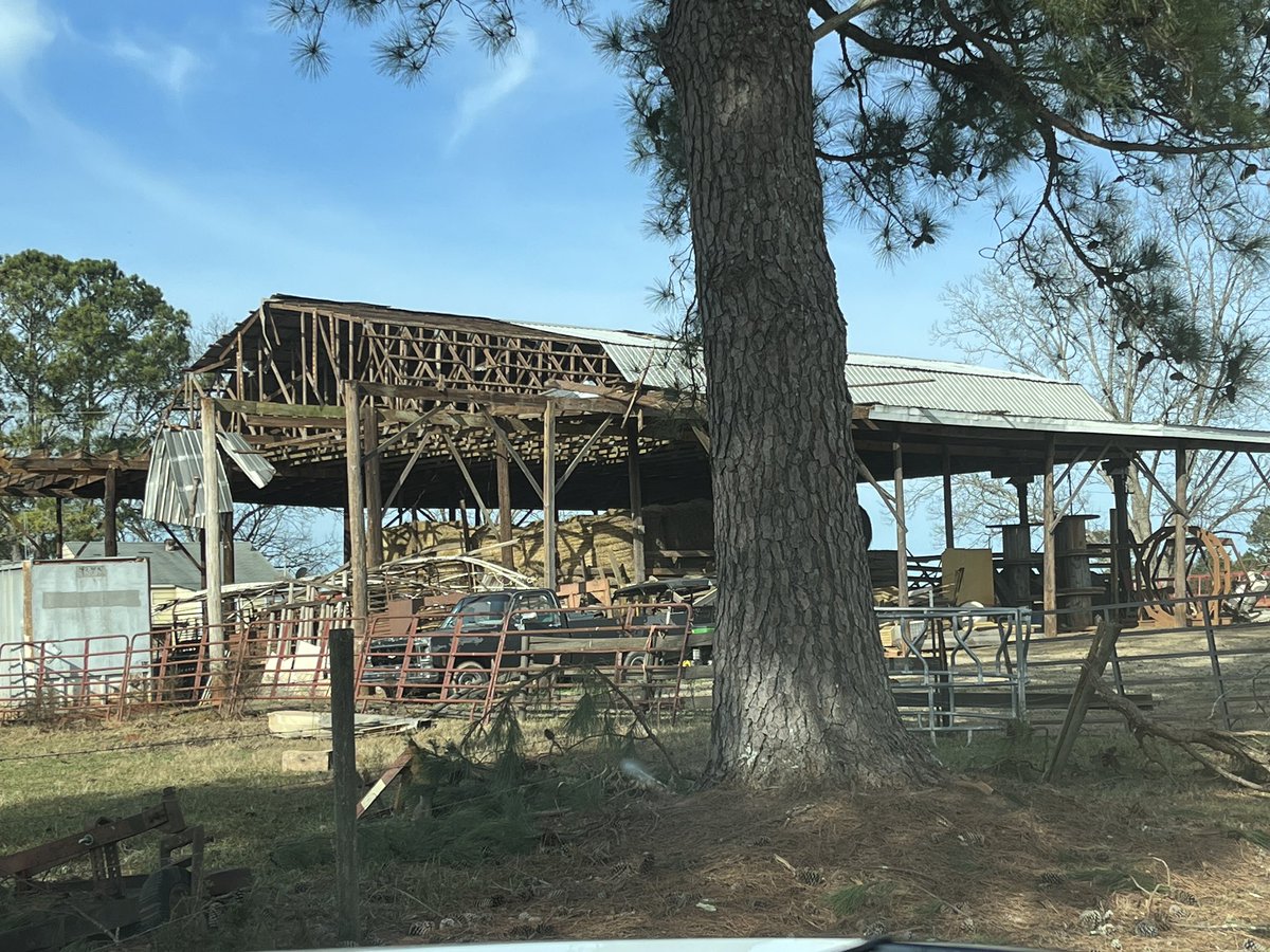 JMichaelBrewer's tweet photo. Assessing damage in Shiloh, Jenkinsburg, Dean Patrick and Georgia 16 while other crews assess other assigned zones. The damage here is more intermittent but you can clearly trace a path from I-75 through this area and north to Jackson Lake. https://t.co/9c3jUkmwot