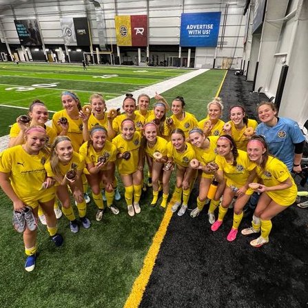 Game 3 of the weekend was a 4-0 win.  Goals from Claire Tracy (x2), Elyse Leinweber and Ella Rogowski.  Assists from Sarah Stadler, Melina Knowles, Abby Lom and Maggie Mattek.  Maddie Osborn and the D also had their second clean sheet.

<a href="/MartiniMattos/">Daniel Martini Mattos</a> <a href="/SCWAVEROC/">SC WAVE</a> <a href="/GAcademyLeague/">Girls Academy</a>