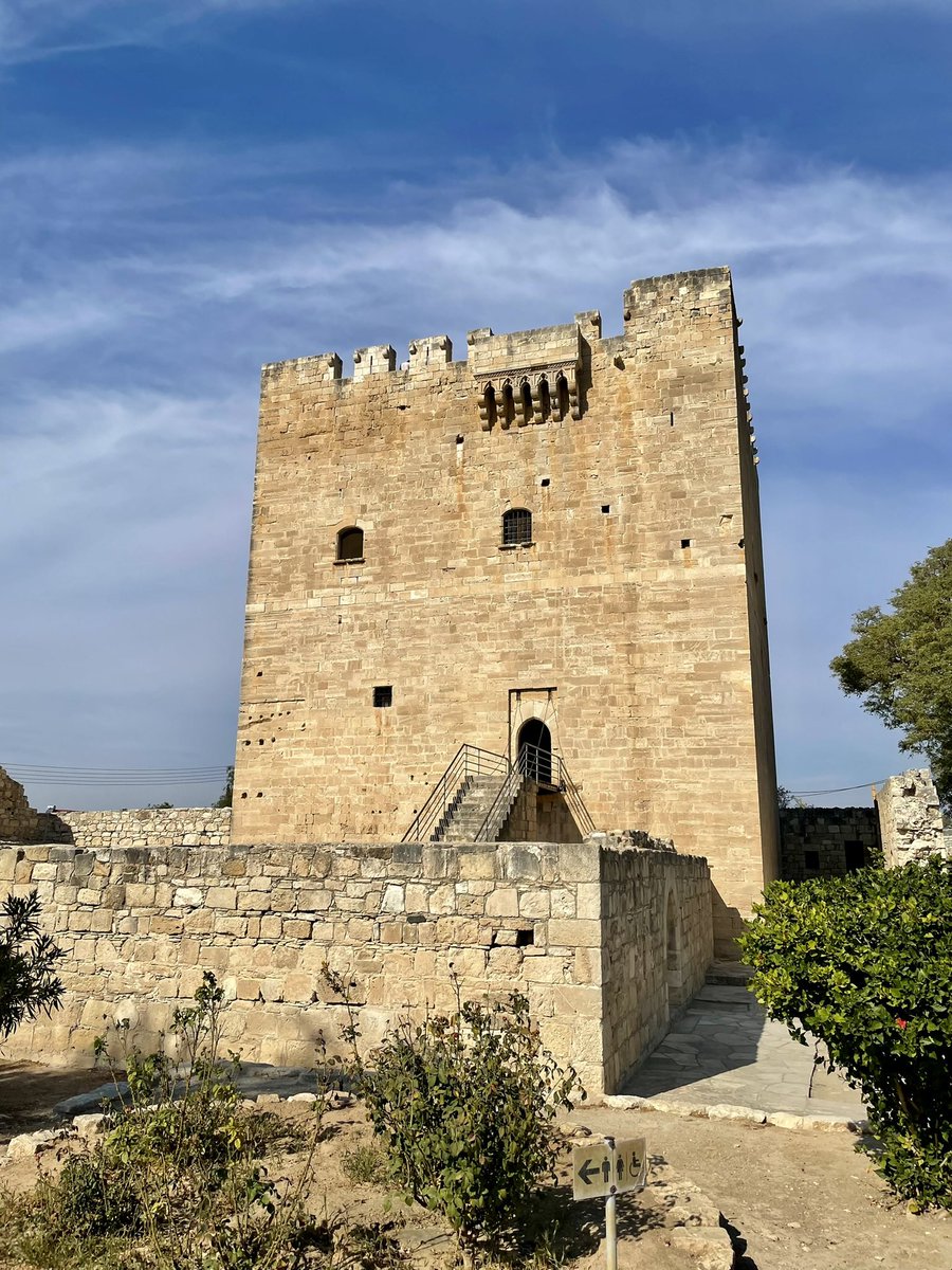 DarrenG8196's tweet photo. @Commander_SBA #Kolossi #Castle is beautiful, visited it with Maria the last time I was over. https://t.co/mWLMjAZzTF