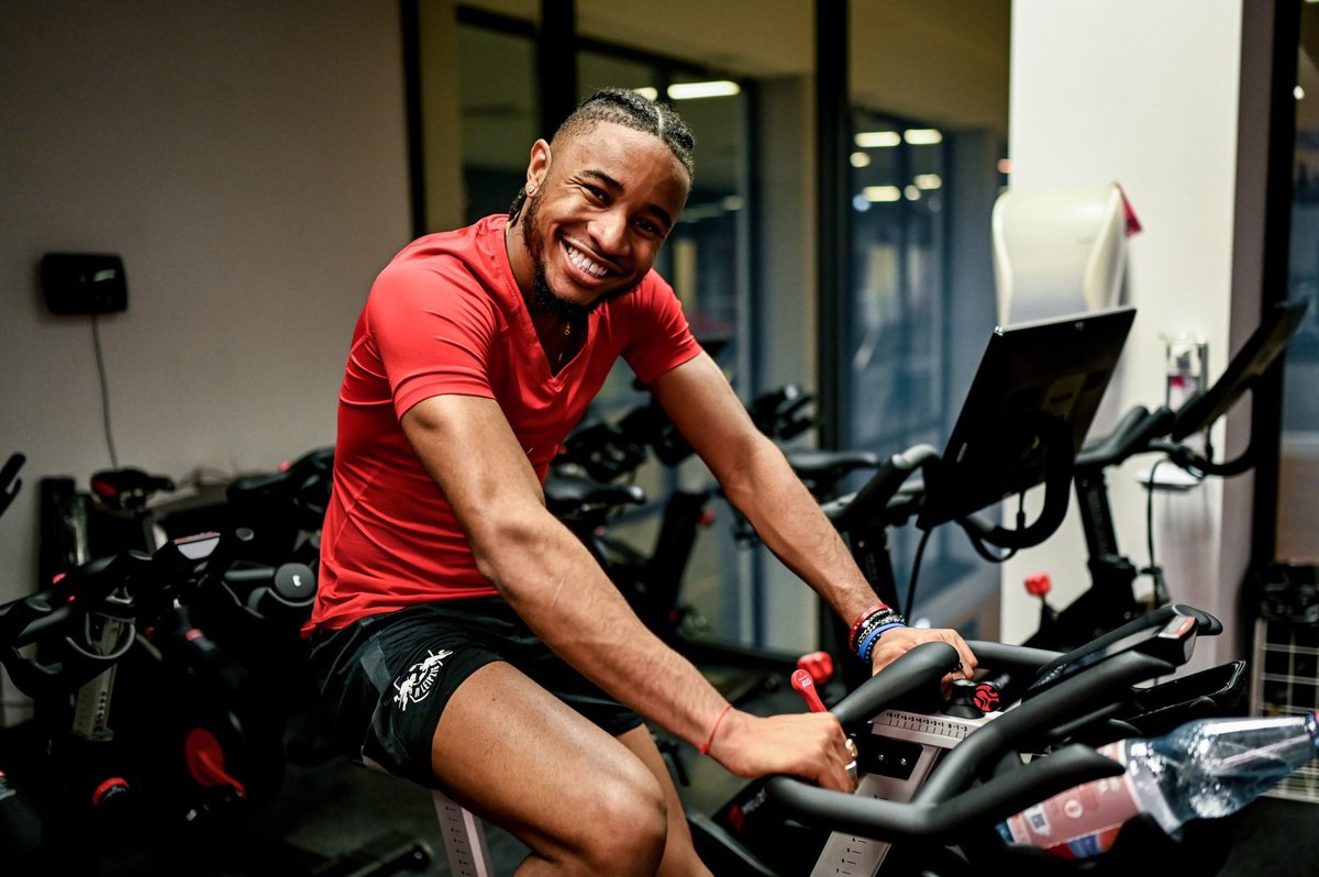 sportsbriefcom's tweet photo. 🚨Christopher Nkunku has returned to training at RB Leipzig's facilities.

The Frenchman is back! 🇫🇷 
📸: @RBLeipzig https://t.co/0R1m7SVarR