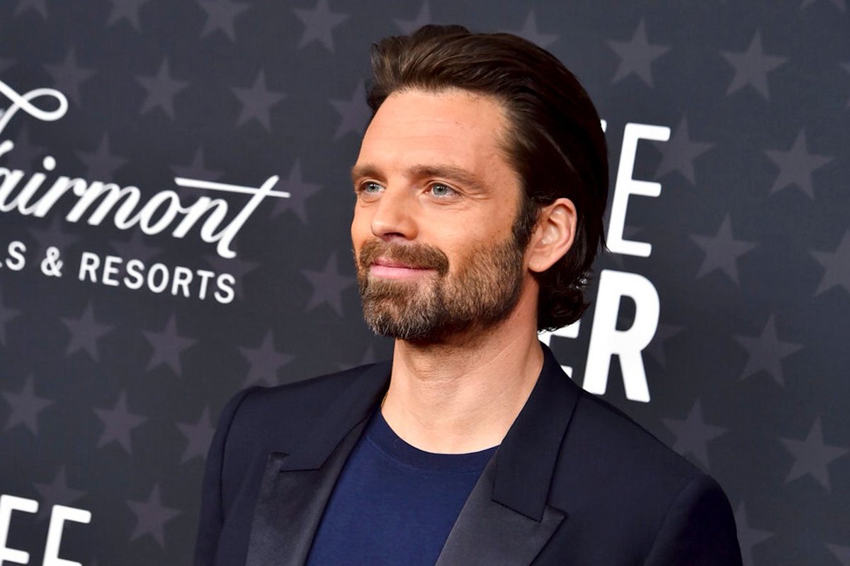 sebastian stan daily tweet media