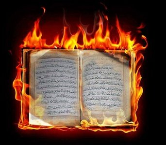 Werwolf_30's tweet photo. Det är fritt fram att bränna koranen igen .Skändning är något bra 😈 #svpol #brinn #fuckislam @Expressen https://t.co/T0gFJJg6kS