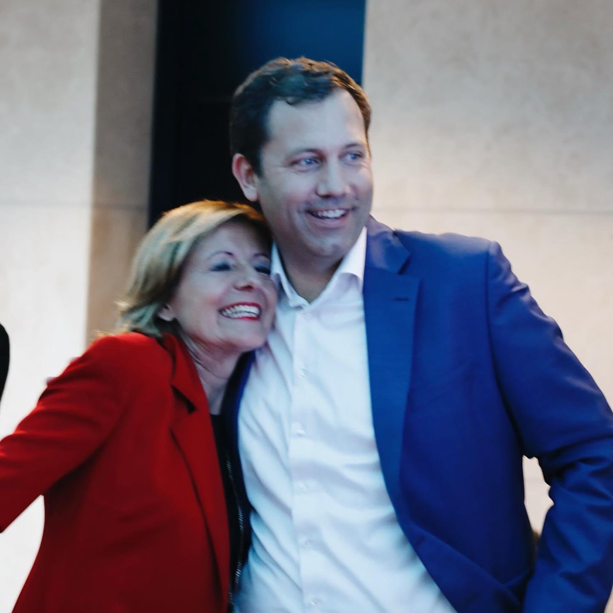 larsklingbeil's tweet image. Heute vor 10 Jahren wurde Malu Dreyer als erste Frau Ministerpräsidentin von RLP. Herzlichen Glückwunsch und ein großes Dankeschön für die tolle Zusammenarbeit! Dafür, dass du immer im Blick hast, was die Menschen brauchen und dafür, dass du unsere Partei prägst! #10JahreMalu