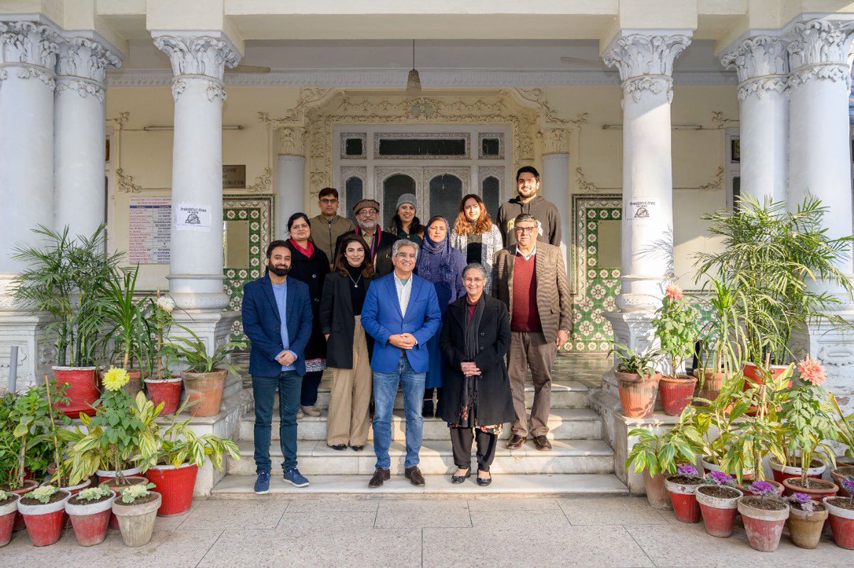 aamir_ibrahim01's tweet photo. Excited to launch the 2nd cohort of Digital Pakistan Fellowship Program at 🇵🇰 all-women university @FJWU_official. Connected w/ faculty &amp; students on future of #DigitalPakistan; &amp; how we can collectively pave the way for improving the lives &amp; livelihood of the women of 🇵🇰 https://t.co/vm7Oh1isNf