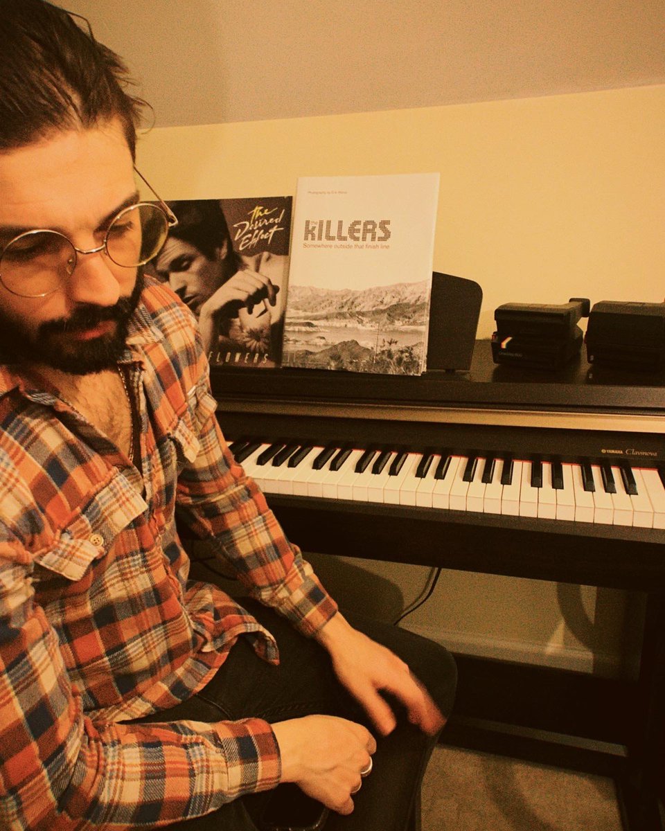 GoldBootMusic's tweet photo. Record. Record. Record. Record. Record. Record. Record. Record. Record. 

#musician #music #singer #artist #guitar #love #musicproducer #guitarist #songwriter #producer #hiphop #musicvideo #newmusic #song #musica #musically #thekillers #rock #instamusic #brandonflowers #livemusic https://t.co/wYmIYxeRzc