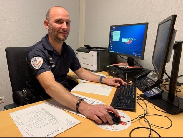 [THREAD] : Les policiers infiltrés pas discret sur les réseaux