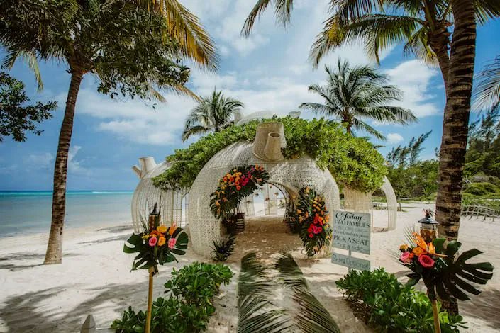 wheelsup_'s tweet photo. Here's is an overview of @SandosHotels wedding offerings for the 2023 season!

https://t.co/H7q1ASaEMf #TravelAgent #TravelAdvisor #TravelAgency #globalagents #follow #travel #tourism #Weddings #DestinationWedding #Honeymoon #Mexico https://t.co/rsQmu1mseL