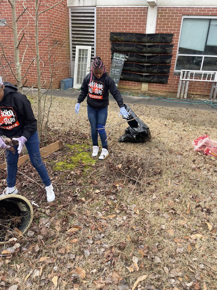 Crawford W. Long Middle School (@apslongms) on Twitter photo The <a href="/ASASafterschool/">After-School All-Stars</a> members of the <a href="/TheTigerDen1/">The Tiger Den</a> worked to beautify our garden area today. Serving the community is so important on this special holiday. #MLKDay2023 πͺ΄πͺΈπ€π§π½βπΎπ₯¬ <a href="/TommyUsherAPS/">Tommy P. Usher</a> <a href="/Principal_Hill/">Lisa Hill</a> <a href="/MsPgrass/">Andrea Pendergrass</a> @MathMcCallAPS <a href="/PenielDany/">Peniel J. Dany, Ed.S</a> <a href="/APSPartnerships/">APS Partnerships</a> <a href="/apsupdate/">ATL Public Schools</a> β²οΈπͺ΄ The <a href="/ASASafterschool/">After-School All-Stars</a> members of the <a href="/TheTigerDen1/">The Tiger Den</a> worked to beautify our garden area today. Serving the community is so important on this special holiday. #MLKDay2023 πͺ΄πͺΈπ€π§π½βπΎπ₯¬ <a href="/TommyUsherAPS/">Tommy P. Usher</a> <a href="/Principal_Hill/">Lisa Hill</a> <a href="/MsPgrass/">Andrea Pendergrass</a> @MathMcCallAPS <a href="/PenielDany/">Peniel J. Dany, Ed.S</a> <a href="/APSPartnerships/">APS Partnerships</a> <a href="/apsupdate/">ATL Public Schools</a> β²οΈπͺ΄