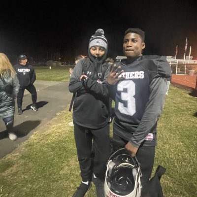 cameronsantos08's tweet photo. #NewProfilePic https://t.co/I4GlaSzWyU