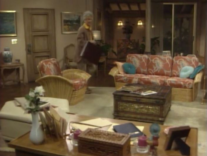 GoldenGirlsShow's tweet photo. Hi Everyone. Hope you're having a golden day/evening/night. https://t.co/OmUFVytqUu