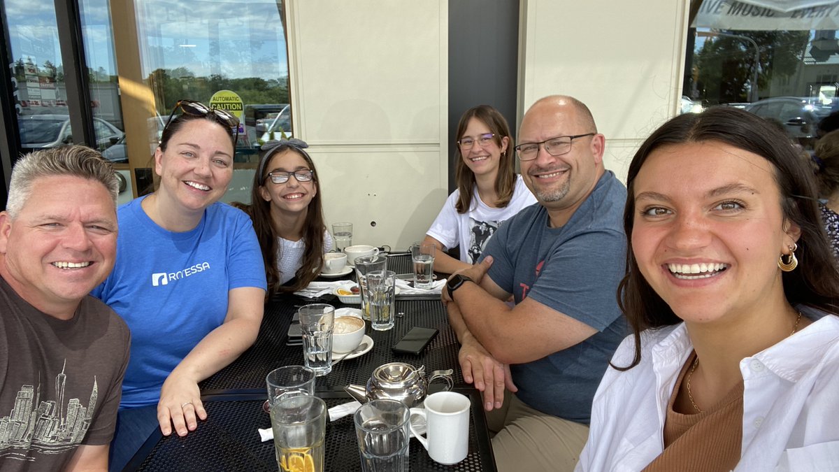 RotessaPayments's tweet photo. Happy #BookkeepingWeekCanada to all our favourite bookkeepers!  Rachel Leaney Fisch is a Certified Professional Bookkeepers of Canada - CPB Canada board member, #RotessaPartner, and thought leader for bookkeepers. Check out her latest venture: https://t.co/hWE6uIv3wr  🏡 https://t.co/2Yb92DuVO5