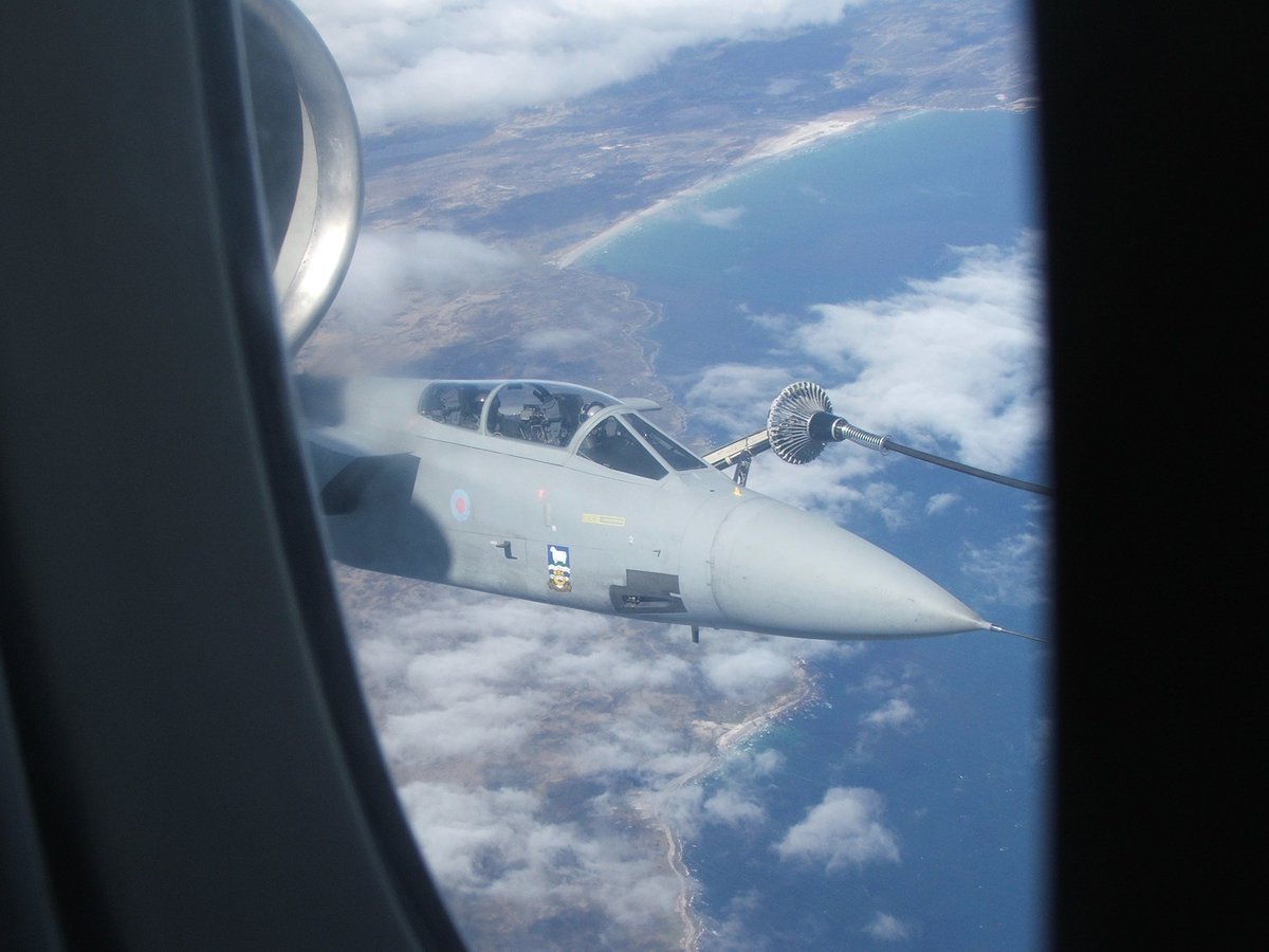 FareBrian's tweet photo. Just found these photos of Tornado F3s from 1435 Flt I took in 2005 from a couple of jollies on C130 & VC10.
#FalklandIslands
#MightyFin
#Tonkas https://t.co/E9oSwxw0Hw