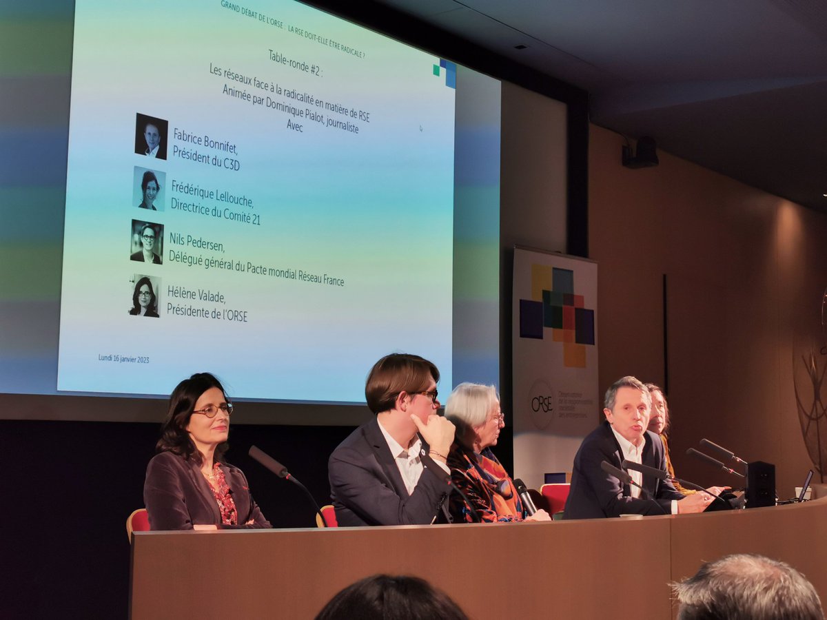 svillaudiere's tweet photo. Les réseaux face à #radicalite et #exigence en matière de #RSE : risque de décourager ou solution pour l'action ? Débat intéressant lancé ce soir par @ObsRSE @Comite21 @c3_d @globalcompact https://t.co/Hg8N3enQJ4