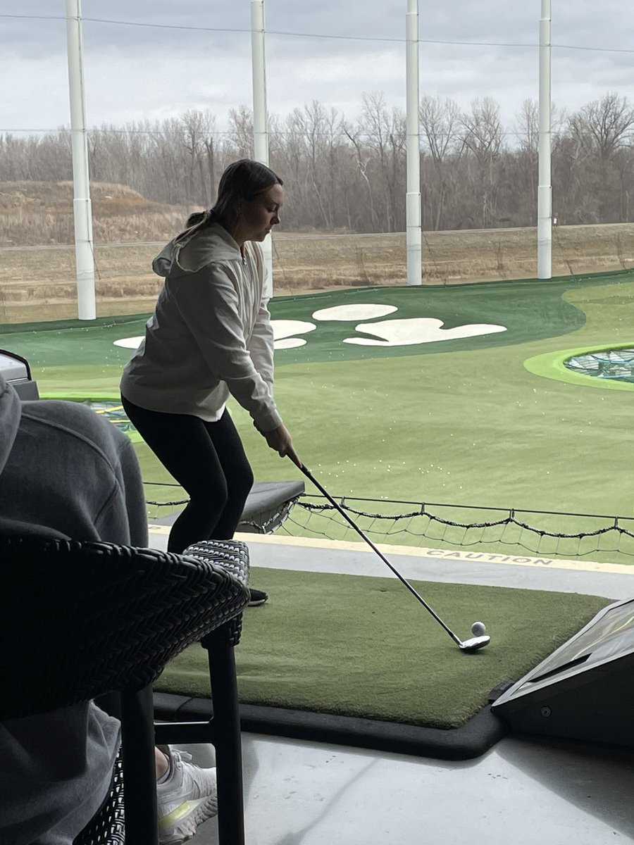 RSHS_Basketball's tweet photo. When u canβt practice u have a little fun at Top Golf! This is a special group! #falconpride #falconhoops @RSHSsports https://t.co/tSSLcSHhFn
