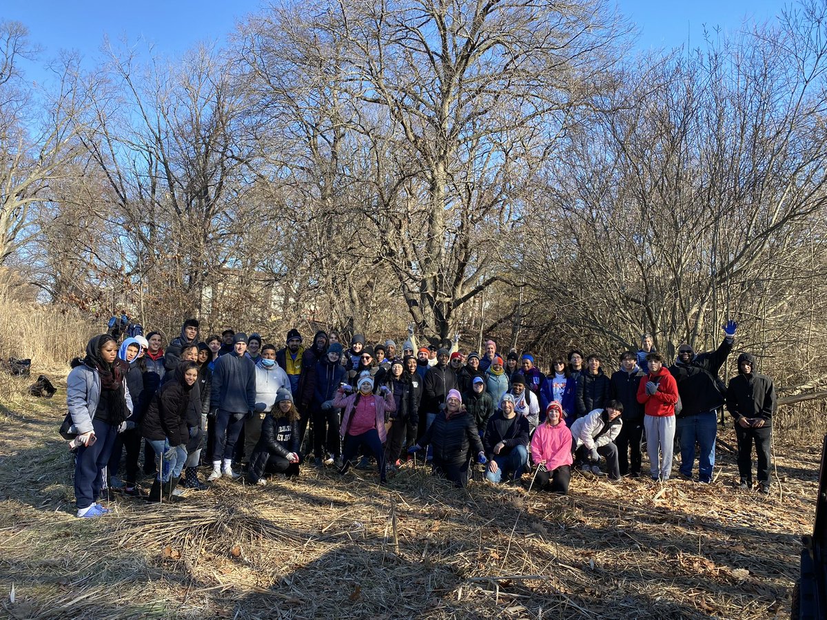 Dr. Kings legacy lives on through this outstanding group of volunteers. Thank you @audible employees @insideaudible @bellevilleps high school students @officialbellevillenj @BBBS_EHU @essexparks @jerseycares @branchbrookpark and all who joined us today #mlkday #branchbrookpark