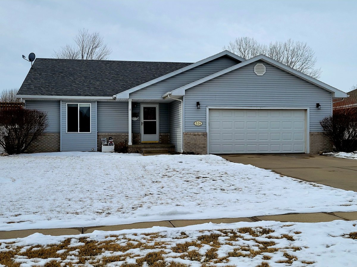 unitedre's tweet photo. Check out this new listing in Sergeant Bluff, Iowa!
https://t.co/4cqsW0l3sz

#siouxlandrealestate #unitedrealestatesolutions
#sergeantbluff #iowa #RealEstate https://t.co/knWfiy9XmL