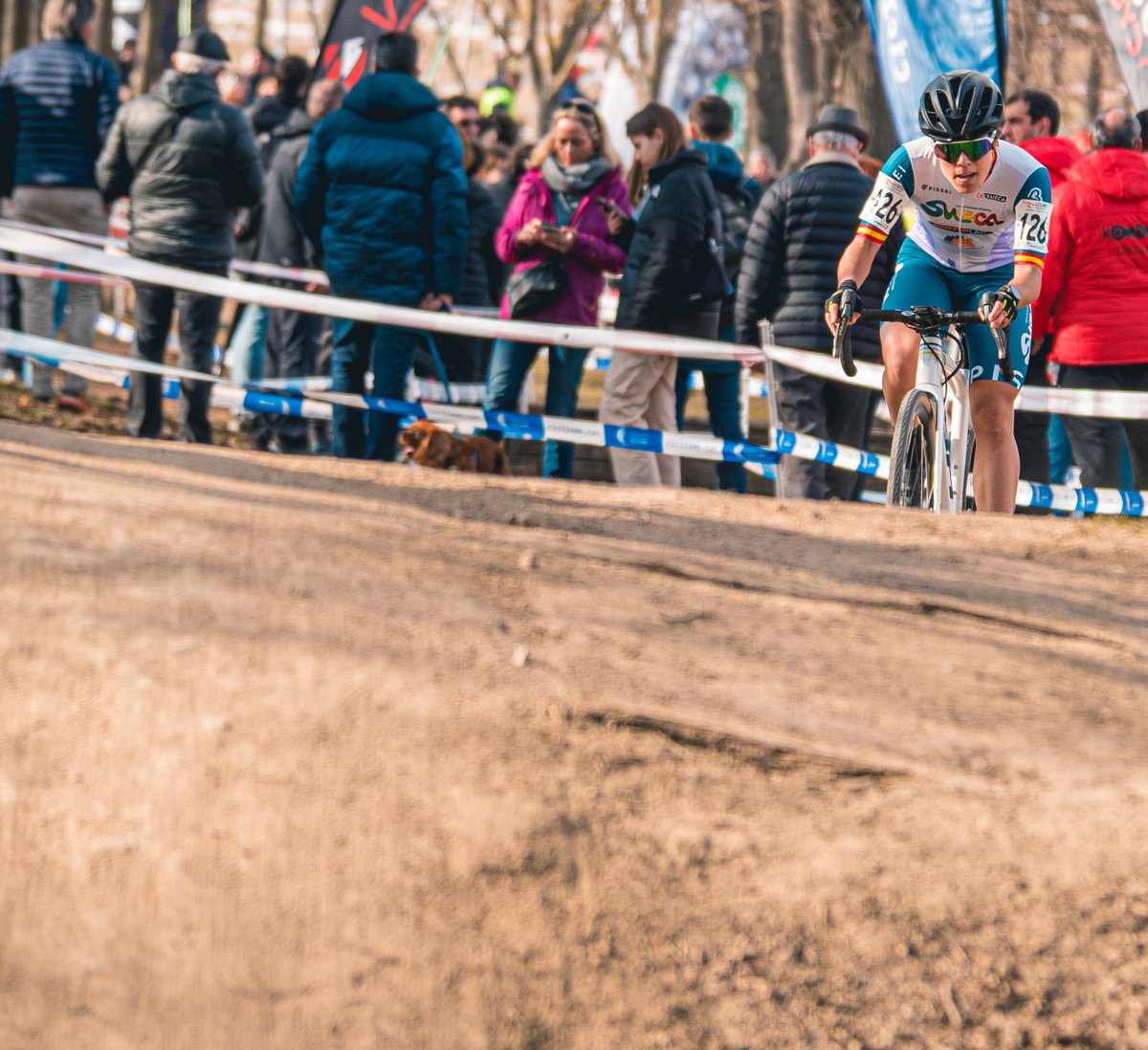 ruedalenticular's tweet photo. @sarabonillo224  competidora nata @CxSueca 

#CECXVic23 🇪🇸 #vic #barcelona #cx #cxphotos #cyclingphotos #cyclocross #ciclocross #ciclismo #cycling #photography #fotografía #fotosciclismo #fotosciclocross https://t.co/EaxovYkcGS